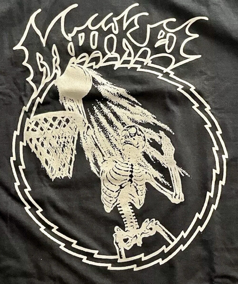 Market Studios XL ‘Dunk til death’ T-shirt TEE Street Wear Basketball Skeleton